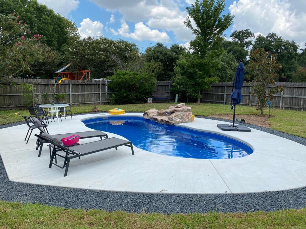 Fiberglass swimming pools are a great fit for Houston